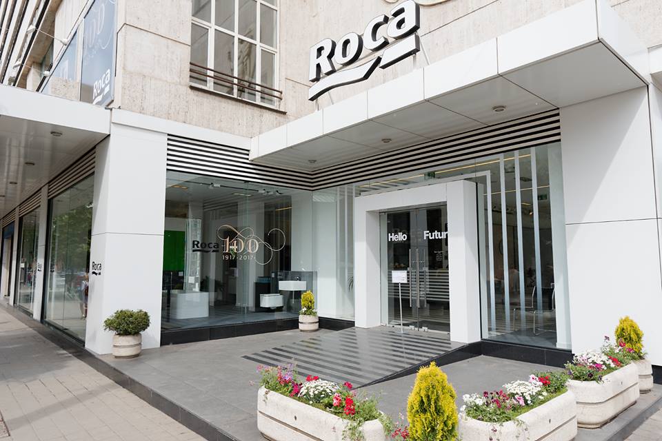 <p>Showroom Roca ve městě Sofia je největším na Balkáně, který byl velkolepě otevřen v roce 2007.</p>