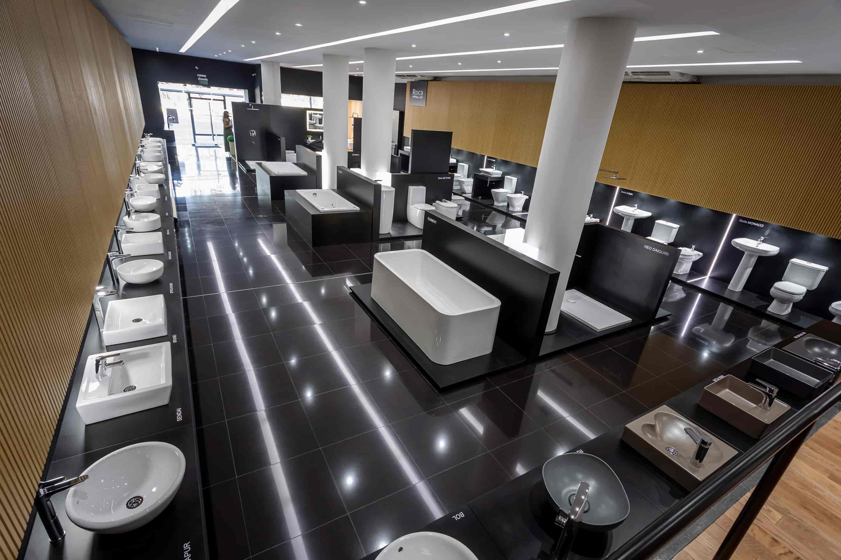<p>Roca se stala prvním výrobcem koupelnového vybavení, který otevřel showroom ve městě Buenos Aires.</p>3