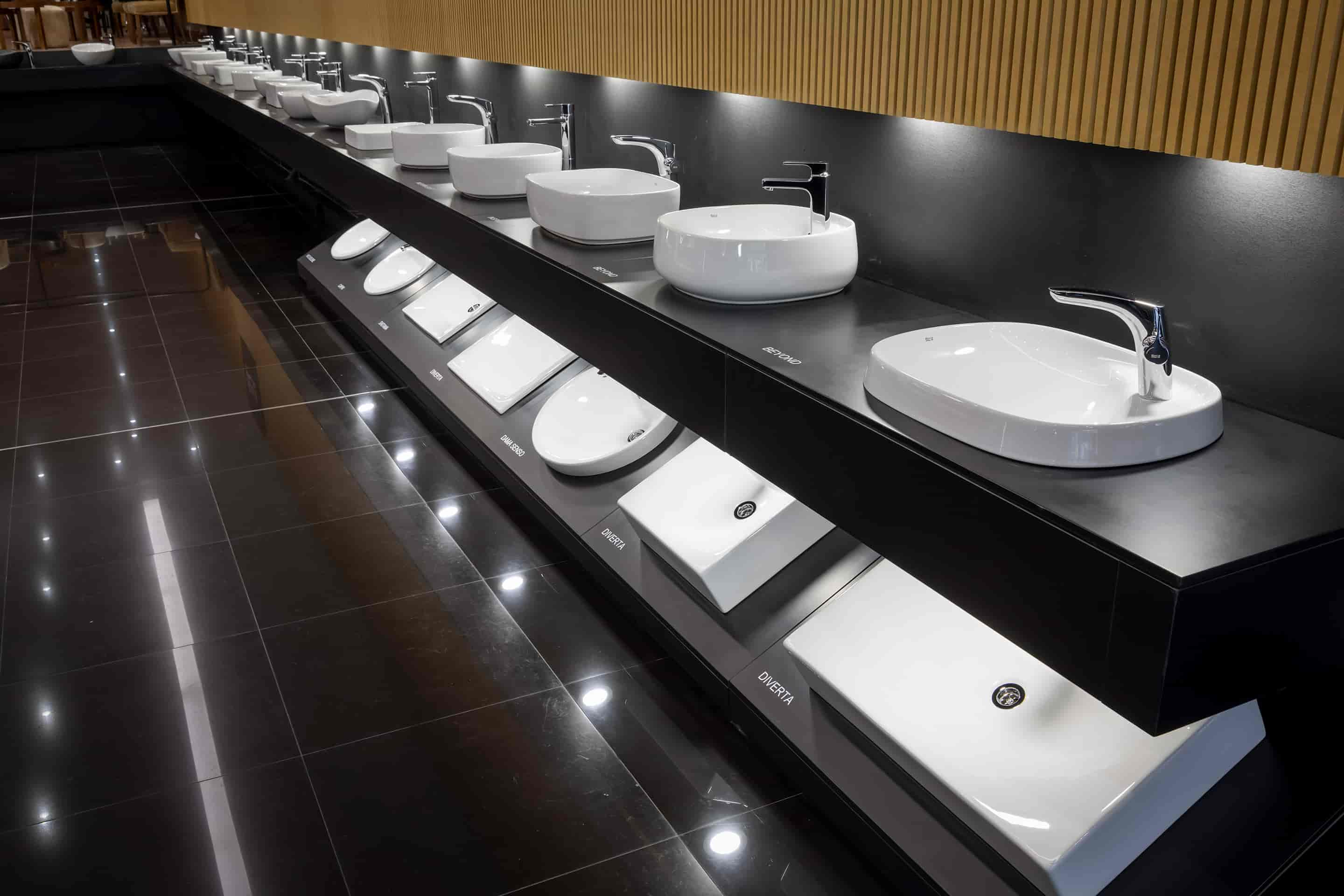 <p>Roca se stala prvním výrobcem koupelnového vybavení, který otevřel showroom ve městě Buenos Aires.</p>6